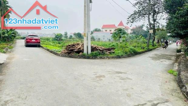 Bán lô góc 171m2 ngang 9,7m Kim Đới 2 Hữu Bằng Kiến Thụy giá chỉ hơn 11 triệu - 1