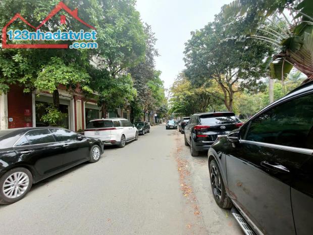 CHO THUÊ Sàn Văn Phòng Dịch Vọng Hậu, DT 200m, MT 8m, THÔNG SÀN - 2