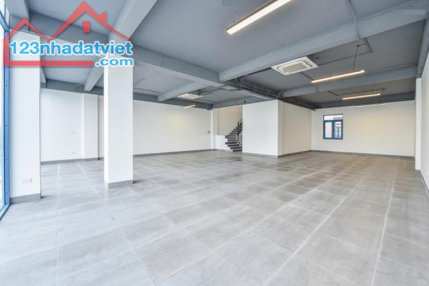 CHO THUÊ Sàn Văn Phòng Nguyễn Khả Trạc, DT 400m, căn góc 3 mặt tiền, thông sàn - 1