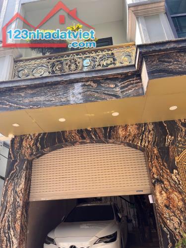 Cần bán nhanh Biệt thự Ba Đình - ô tô vào nhà - 100m MT 8.2m chỉ 25 tỷ - 1
