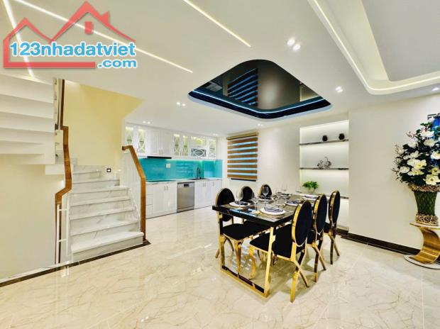 Bán Siêu Phẩm Nhà Phố Thiết Kế Sang Trọng Đường Phạm Văn Chiêu, Phường 08, Quận Gò vấp - 3