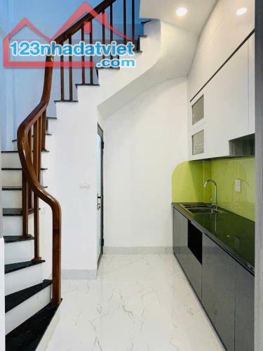 SIÊU HIẾM !!! NHÀ ĐẸP ĐỘI CẤN - FULL NỘI THẤT HIỆN ĐẠI GIÁ CHỈ 5.8 TỶ