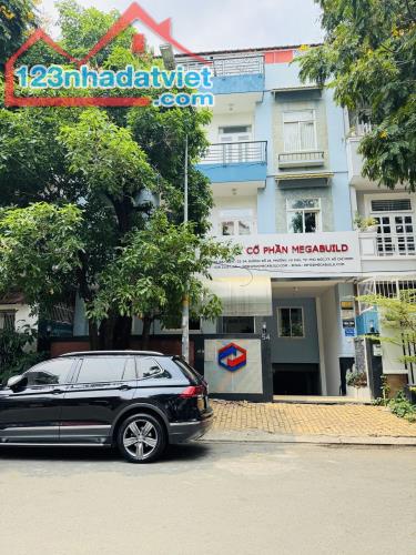 Toà Nhà Hầm 4 Tầng Mặt Tiền Đường 18 Ngay Song Hành,APAK,Q2-HĐT 110 triệu/Tháng