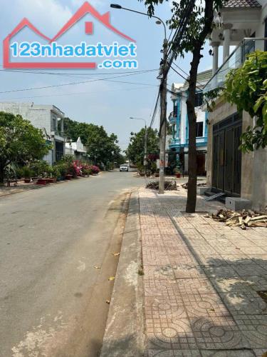 Bán Nhà Mới Xây 1 Trệt 1 Lầu Tại Khu Dân Cư Quy Hoạch Bài Bản - 2