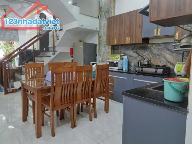 Bán gấp nhà 4 tầng 4pn, 60m2, DT 743, Bình Chuẩn, Thuận An, Bình Dương. Chỉ 3.9 tỷ. - 2