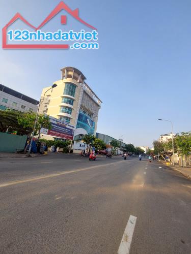 Hiếm Bán nhà 4T ngang to 7x15m khu VIP bàn cờ căn cứ 26 Gò Vấp, 14TyTL - 3