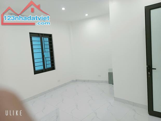 Bán nhà CHDV tại Quang Tiến Đại Mỗ 75m2 5 tầng 8 phòng khép kín 2 thoáng vĩnh viễn. - 2