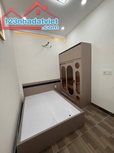 BÁN GẤP NHÀ NGỘP 45M2 NGUYỄN NGỌC NHẬT.TÂN PHÚ