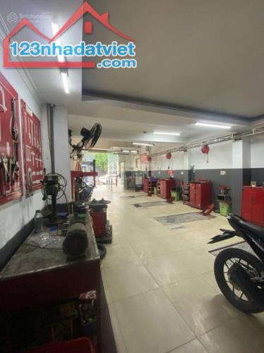Bán Nhà mặt tiền Văn Tiến Dũng, gần BX quận 8, 166m2, 10,999 Tỷ. Dòngng tiền ổn định