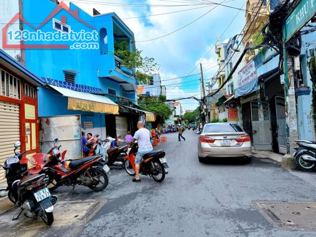 Kẹt tiền cần bán gấp nhà đường Bà Hom, Quận 6. Giá chỉ 2tỷ250. Diện tích 48m2 - 1