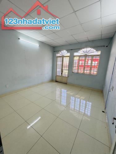 Bán nhà mặt tiền ngã tư chợ q8 - 4