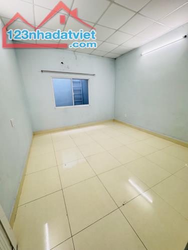 Bán nhà mặt tiền ngã tư chợ q8 - 5