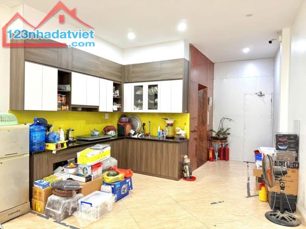 BÁN NHANH NHÀ DÒNG TIỀN PHỐ MỸ ĐÌNH – 60M2 x 6 TẦNG – THANG MÁY – LÔ GÓC – CHỈ 12.8 TỶ
