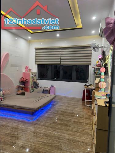 Bán nhà 3,5 tầng MT đường Xuân Hòa 2- Thanh Khê gần Siêu Thị CoopMart , giá 5ty2 - 1
