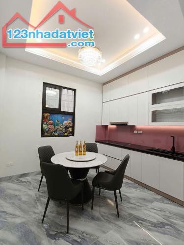 NHÀ CHÙA LÁNG  45M2, 4 TẦNG  TRUNG TÂM GẦN TRƯỜNG ĐH NGOẠI THƯƠNG - NGOẠI GIAO 10,9 TỶ - 1