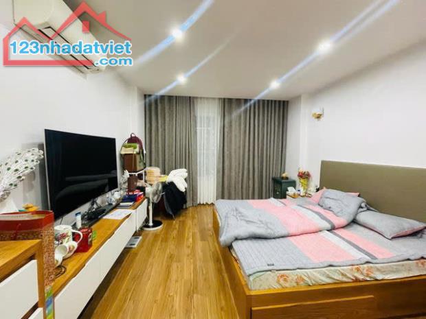 Phố Nguyễn Ngọc Nại 48 m2 x 4t MT 4.4 K/Doanh Ô Tô Vào Nhà 18.8 Tỷ Quận Thanh Xuân - 3