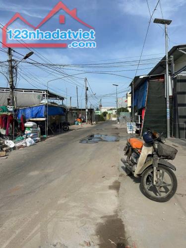 Bán nhà Thuộc phước bình phước tỉnh Long đất brvt Mặt đường nhựa 8M Giá Chỉ 2ty100 - 2