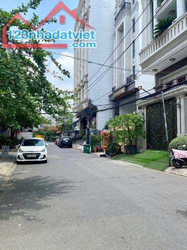 Tân Quy QUẬN 7 Đường số 36, KHU VIP HIẾM NHÀ BÁN 70m2, chỉ 11.9 TỶ