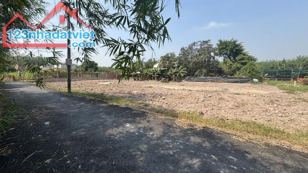 bán gấp 10mét ngang ngay kênh đông củ chi, sổ hồng riêng 450triệu đường nhựa 8mét - 1