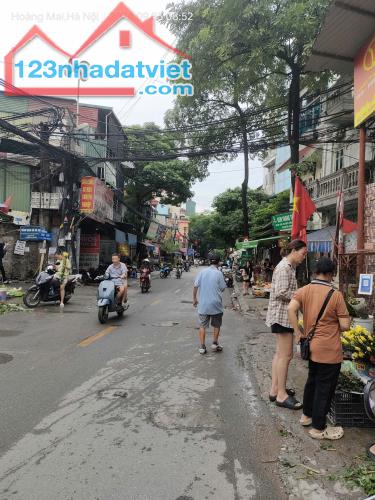 Bán gấp giá rẻ nhà ô tô, kinh doanh sầm uất 77m, 3 tầng, mặt tiền 5m, 8.5 tỷ Sóc Sơn.