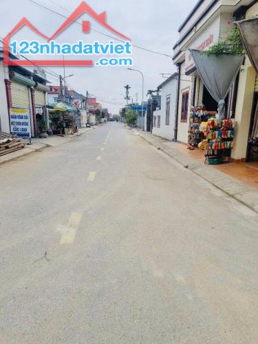 Bán đất mặt đường Đông Phương, Kiến Thụy, Hải Phòng  - Diện tích : 114,5m2 - Ngang 5,5m - 4