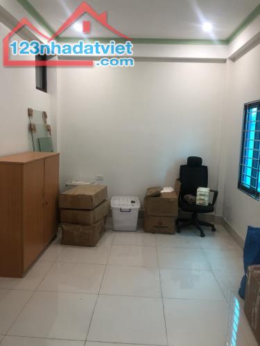 Cho thuê nhà Quang Tiến cạnh Vinsmart  55m2, 5 tầng, mới đẹp, ô tô cất trong nhà - 3