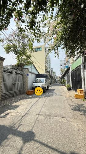 Bán nhà HXH - Giáp Tân Bình - 3 Tầng - Chỉ 5.99 tỷ - 5