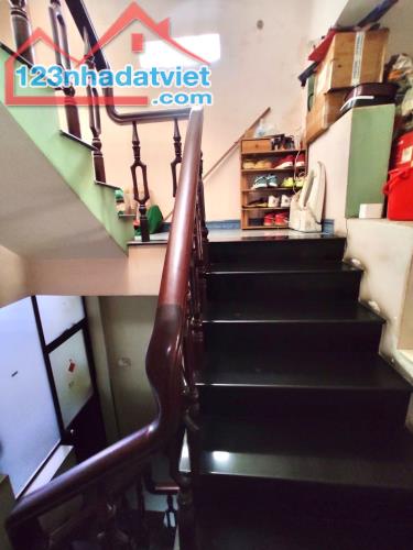 Mặt tiền Lý Thường Kiệt P.4 GV - 3 tầng 58m2 - Nở hậu chữ L - 4