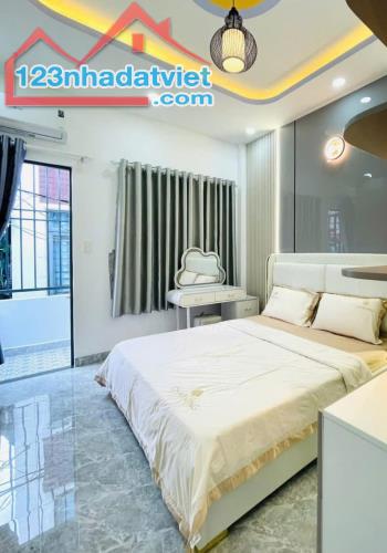 BÁN NHÀ QUẬN GÒ VẤP CHỈ CÁCH CHƠ PHẠM VĂN BẠCH 50M - NHÀ 2 MẶT HẺM - 3PN - CHỈ HƠN 4 TỶ 🍁 - 5