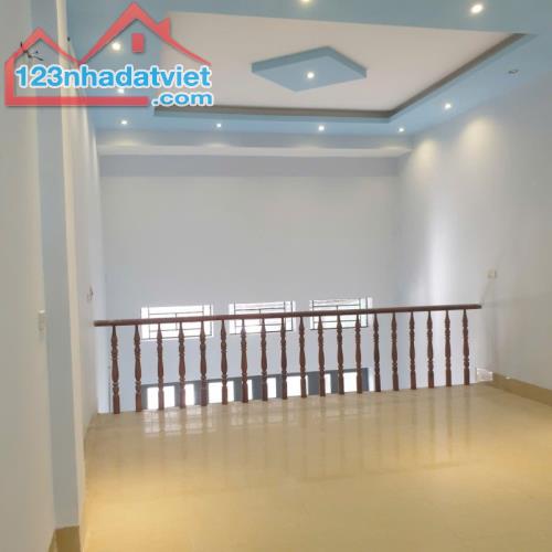 Nhà mặt tiền TTN 34 ,Tân Thới Nhì,Hóc Môn 2Tx 100 m2 . Giá chỉ  4.5 tỷ (TL)