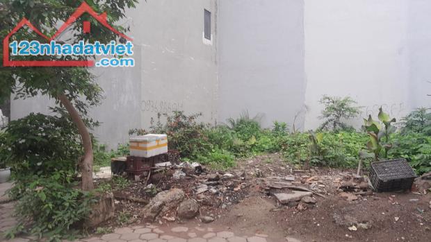 Bán Lô Đất Chợ Hoa Quả, Sở Dầu, HB .2,7tỷ, 40m. - 2
