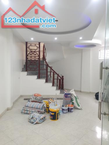 BÁN NHÀ 1.54 TỶ 2 TẦNG 60M2 ( HƯỚNG TÂY ) NGÕ CẦU ĐÔNG