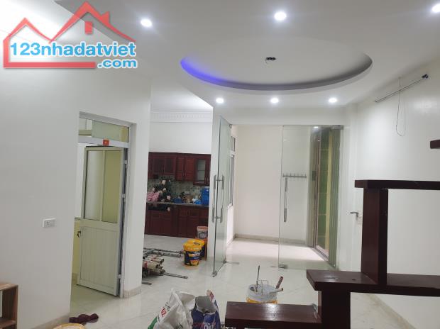BÁN NHÀ 1.54 TỶ 2 TẦNG 60M2 ( HƯỚNG TÂY ) NGÕ CẦU ĐÔNG - 1