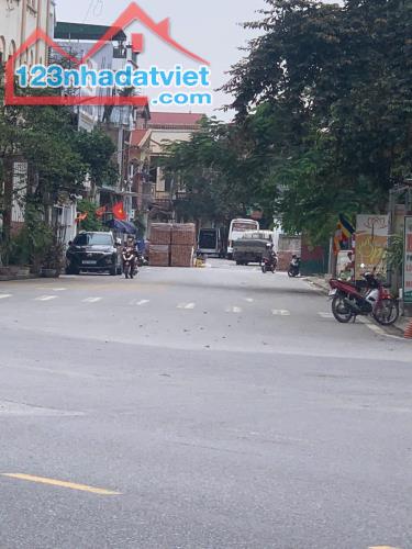 BÁN LÔ ĐẤT 50M- VỊ TRÍ ĐẸP PHƯỜNG HỒ- THỊ XÃ THUẬN THÀNH- ĐƯỜNG Ô TÔ- GIÁ 40TR/M2 - 1