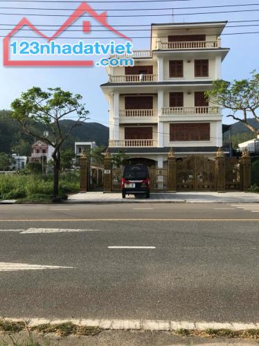 Cực phẩm!!! Chính chủ cần bán biệt thự cao cấp 5tầng mt 15m- Đường rộng 30 mét Đường Lê