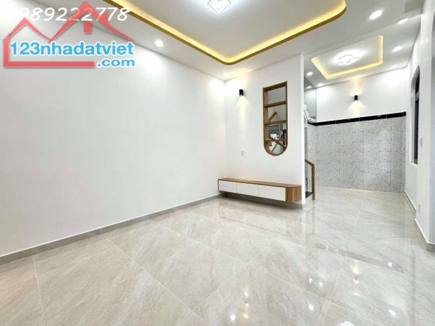 MẶT TIỀN thụt TRẦN QUANG KHẢI- ĐẸP 3 TẦNG - TẶNG NỘI THẤT CƠ BẢN - Ô TÔ TỚI CỬA. - 2