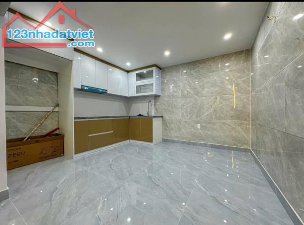 Bán nhà Đồng Thiện, Kênh Dương, Lê Chân, Hải Phòng. 3,5 tầng, 43m2, 3,45 tỷ. Ngang 3,9m, t - 4