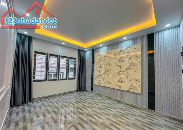 Bán nhà Đồng Thiện, Kênh Dương, Lê Chân, Hải Phòng. 3,5 tầng, 43m2, 3,45 tỷ. Ngang 3,9m, t - 5