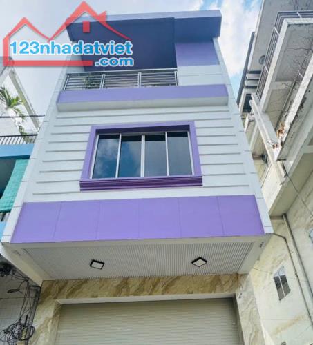 BÁN NHÀ GÓC 2 MẶT TIỀN, QUẬN 11 – GẦN CÔNG VIÊN ĐẦM SEN - SIÊU THỊ