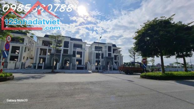 BÁN BIỆT THỰ ĐƠN LẬP 360M2 HÀNG HIẾM ĐẸP NHẤT TẠI CIPUTRA NAM THĂNG LONG HÀ NỘI - 3