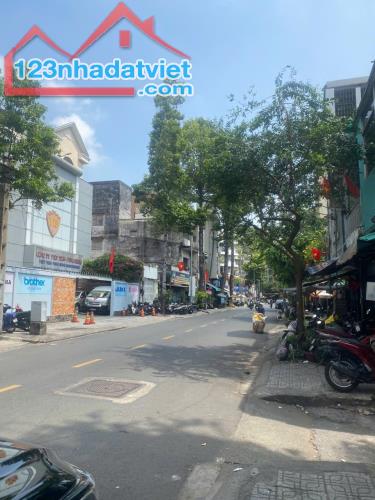 🌹🌹NHÀ MỚI ĐẸP- HẺM XH- SÁT MẶT TIỀN CAO ĐẠT-TRẦN BÌNH TRỌNG 3TẦNG, VÀO Ở NGAY