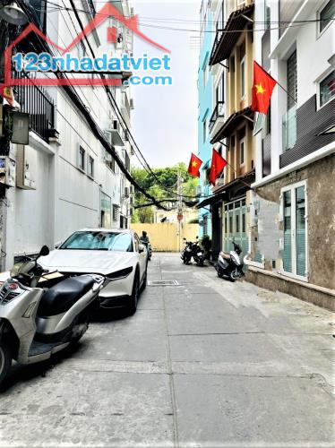 9 TỶ HƠN - NHÀ MỚI 4 TẦNG QUẬN 1 - SÁT MẶT TIỀN NGUYỄN TRÃI - XE HƠI ĐỖ CỬA - 3PN SIÊU ĐẸP