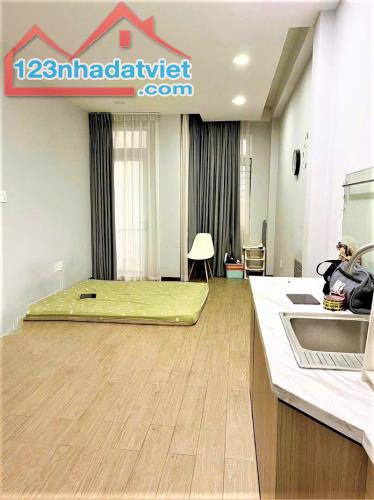 9 TỶ HƠN - NHÀ MỚI 4 TẦNG QUẬN 1 - SÁT MẶT TIỀN NGUYỄN TRÃI - XE HƠI ĐỖ CỬA - 3PN SIÊU ĐẸP - 4
