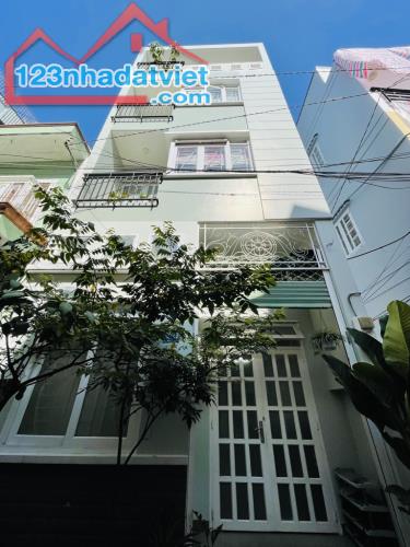 NHÀ SÁT MẶT TIỀN LÊ VĂN SỸ GIÁP QUẬN 3, HẺM THẲNG 61M2, 5 TẦNG NGANG 5.1M, 4PN,NHỈNH 10 TỶ