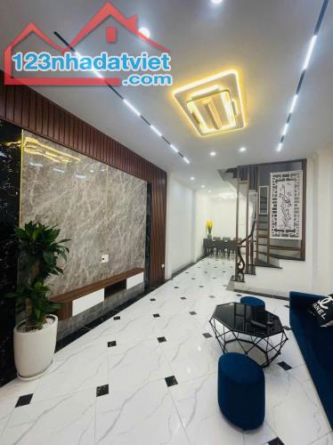 Nhà mới Trương Định Hoàng Mai 41m 5 tầng 7 ngủ – ô tô cách 10m – tặng nội thất, 7,4 tỷ. - 1