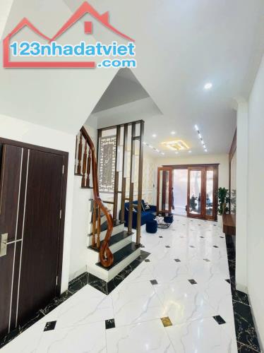 Nhà mới Trương Định Hoàng Mai 41m 5 tầng 7 ngủ – ô tô cách 10m – tặng nội thất, 7,4 tỷ. - 3
