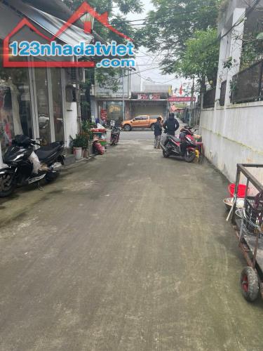 Bán đất tặng nhà đường Đào Tấn chỉ nằm sau 01 nhà MT ngay Ngã Tư Đào Tấn và Đặng Huy Trứ