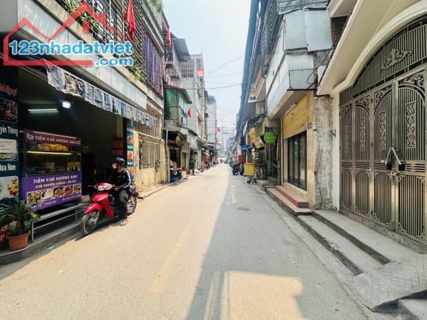 ⚡ BÁN NHÀ MẶT PHỐ GIÁP BÁT - 54M² - 4 TẦNG - 5 PHÒNG - KINH DOANH ĐỈNH - NHỈNH 12 TỶ! ⚡