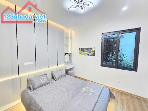 PHÂN LÔ CÁN BỘ HỌC VIỆN CẢNH SÁT - HAI MẶT NGÕ Ô TÔ - 1