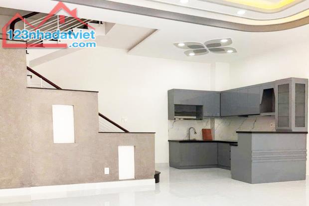 Bán nhà Nhiêu Tứ Phường 7 Phú Nhuận, 36.8 m² (6m x 6m) 4 Tầng BTCT - Giá 7.6 tỷ TL - 2